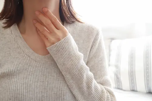 もとまちリウマチ内科クリニックは一般内科とリウマチの二本柱で地域の健康を支えます。「何科に相談すればよいか分からない」という体調のお悩みも、まずはお気軽にご相談ください。